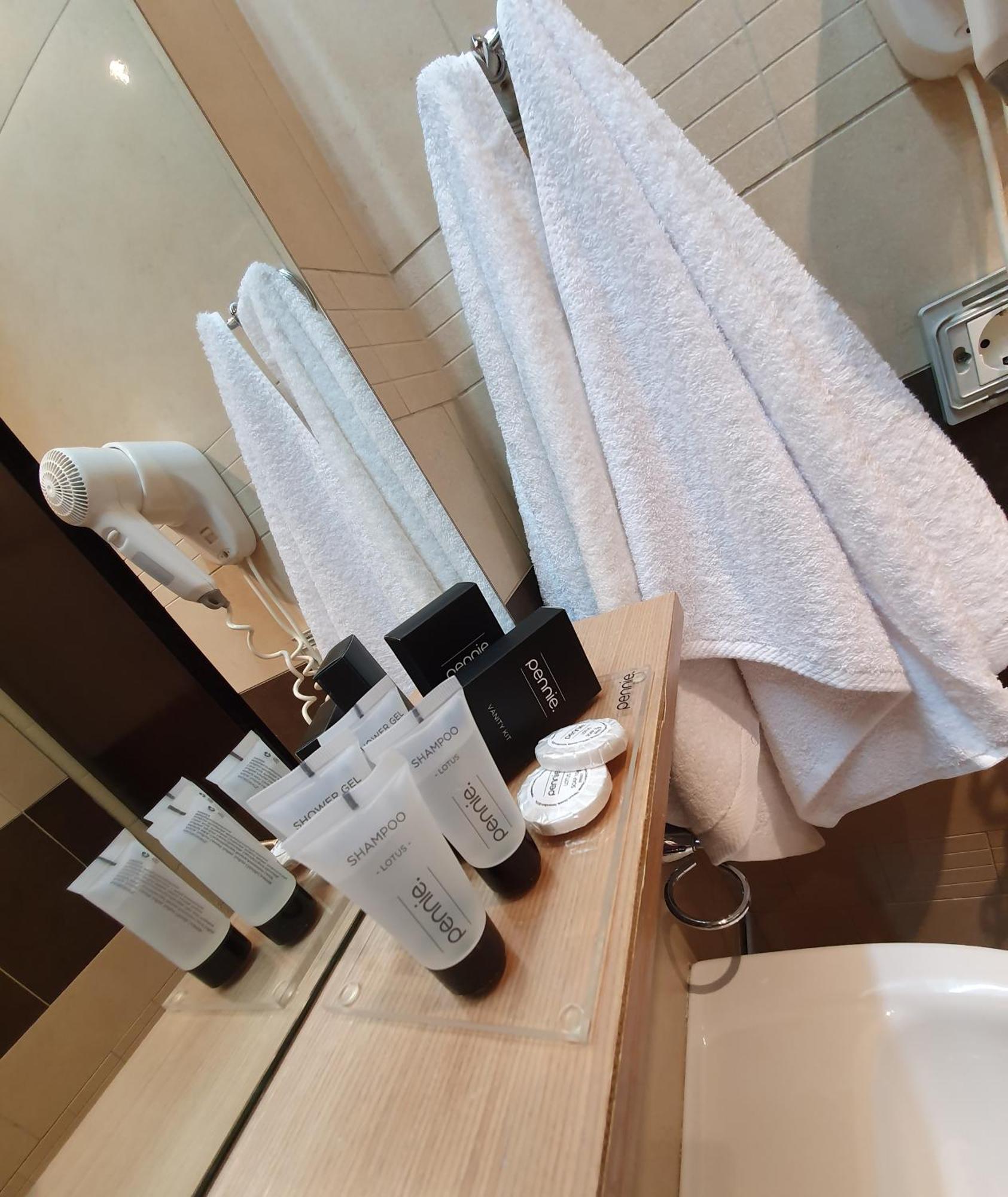阿普洛提岛公园酒店 亚历山德鲁波利斯 客房 照片